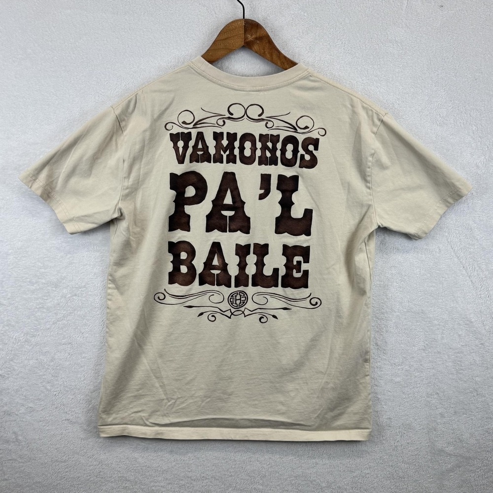Vamonos Pal Baile Shirt Mens Medium Beige Herencia Collection Graphic Pocket Tee